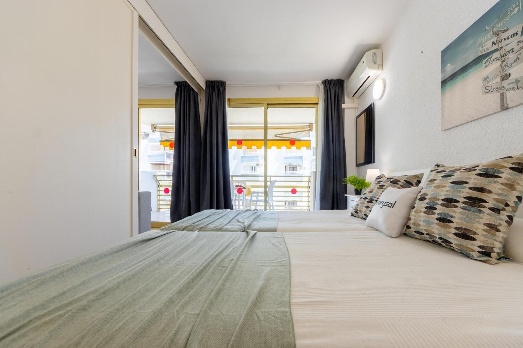 Apartament Novelty I Arysal 2 Salou Zewnętrze zdjęcie